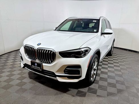 Certified 2023 BMW X5 xDrive40i w/ Premium Package image 3