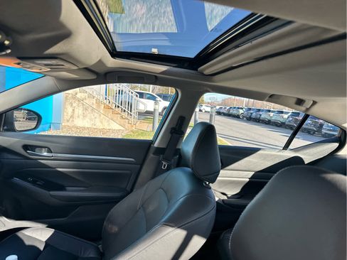 Used 2024 Nissan Altima 2.5 SL image 7