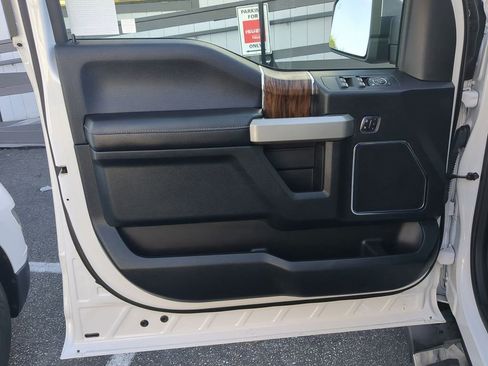 Used 2018 Ford F150 Lariat w/ Equipment Group 502A Luxury image 25