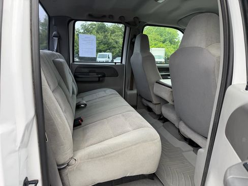 Used 2003 Ford F250 XLT AWD/4WD image 11