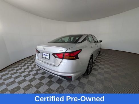 Used 2024 Nissan Altima 2.5 SV FWD image 4