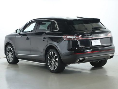 Used 2021 Lincoln Nautilus Reserve AWD/4WD image 40