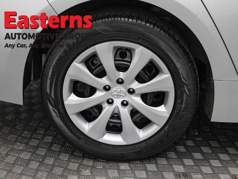 Used 2023 Toyota Corolla LE image 30