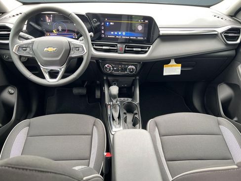 New 2026 Chevrolet TrailBlazer LT w/ Convenience Package image 17