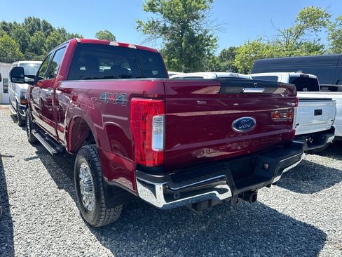 Used 2017 Ford F350 XLT w/ XLT Premium Package AWD/4WD image 4