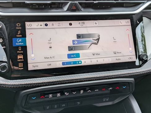 New 2026 Jeep Cherokee Limited AWD/4WD image 25