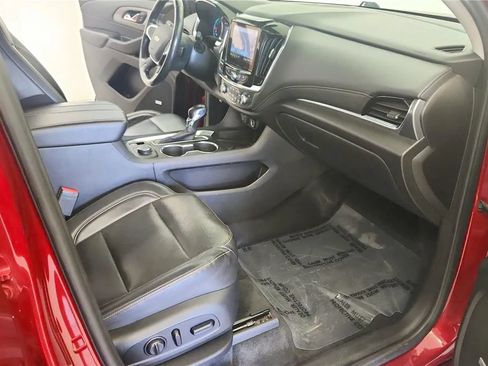 Used 2021 Chevrolet Traverse Premier AWD/4WD image 37