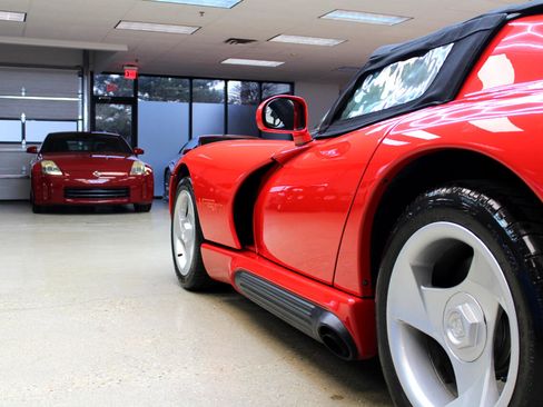 Used 1995 Dodge Viper RT/10 image 20