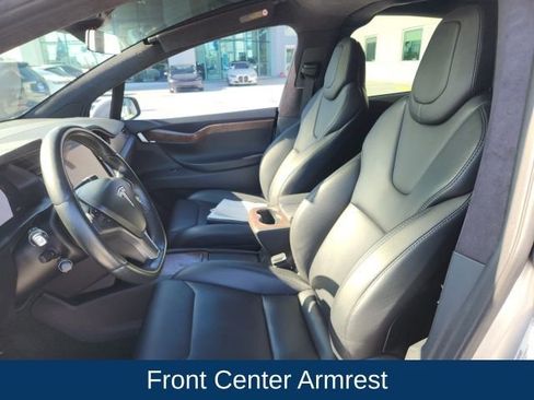 Used 2018 Tesla Model X 75D image 18