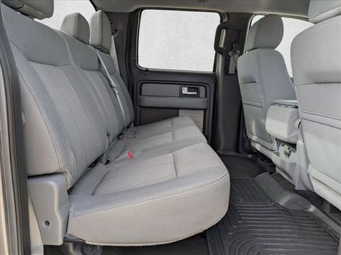 Used 2013 Ford F150 XLT w/ XLT Chrome Pkg image 19