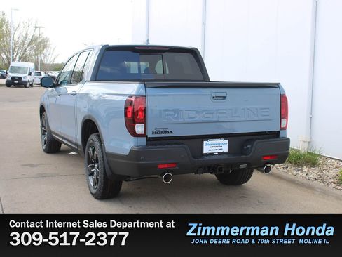 New 2026 Honda Ridgeline Black Edition image 7
