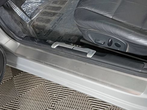 Used 2000 Porsche 911 Carrera RWD image 24