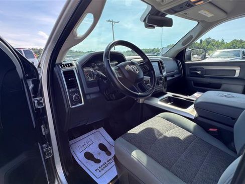 Used 2018 RAM 1500 Big Horn AWD/4WD image 35
