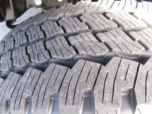 Used 2025 Ford F350 King Ranch w/ Chrome Package image 17