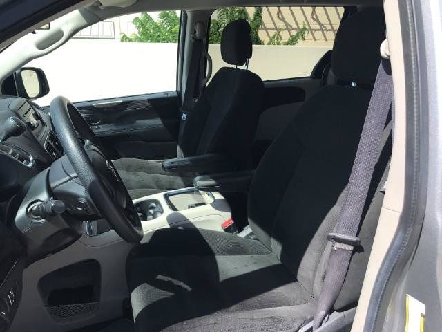 Used 2016 Dodge Grand Caravan SXT FWD image 11