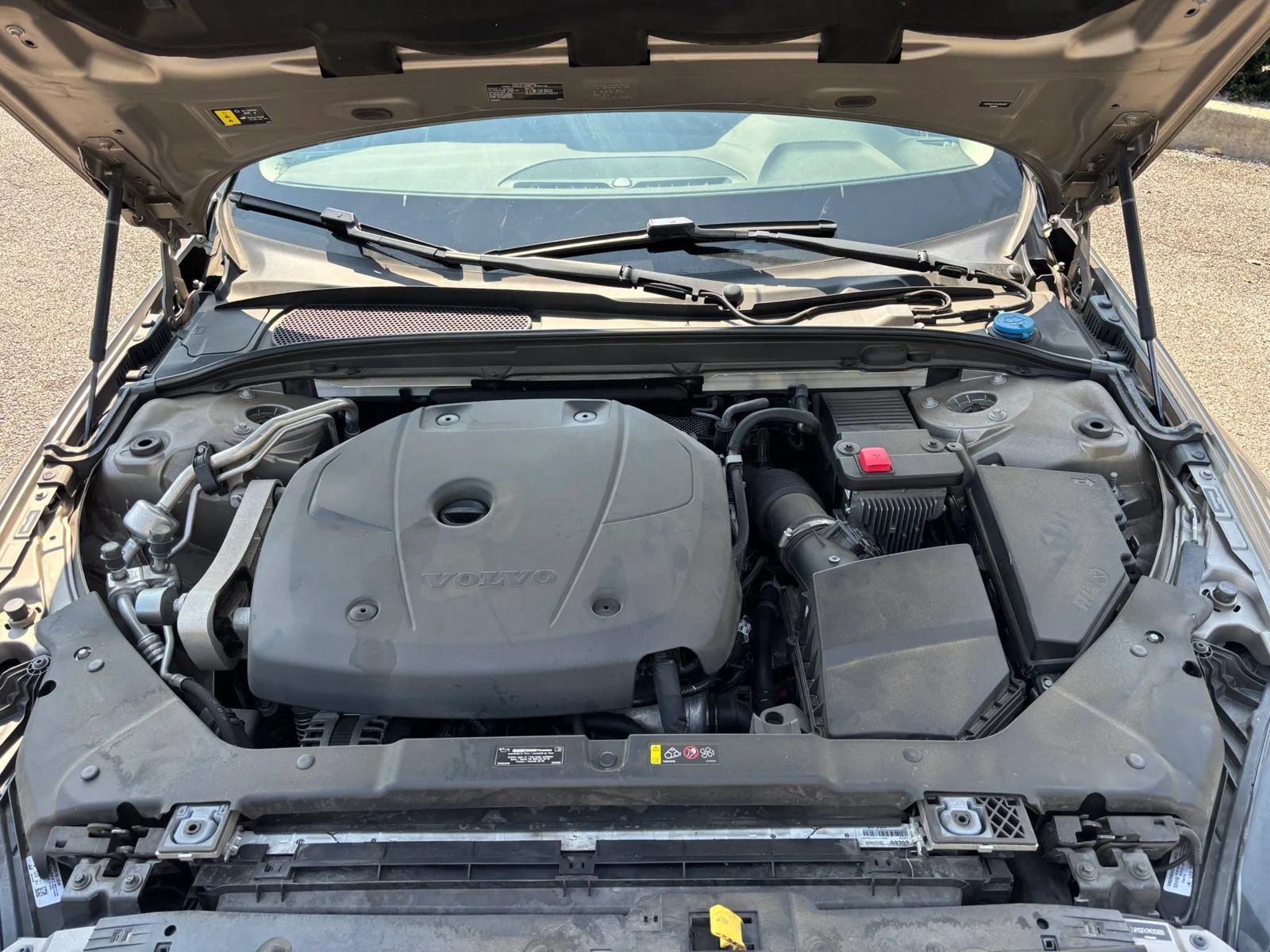 Used 2021 Volvo S60 T5 Momentum FWD image 25