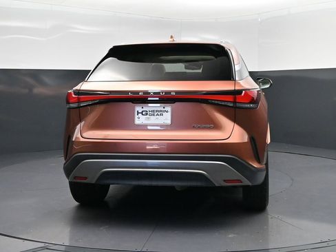 Used 2024 Lexus RX 350 Premium Plus w/ Convenience Package image 6