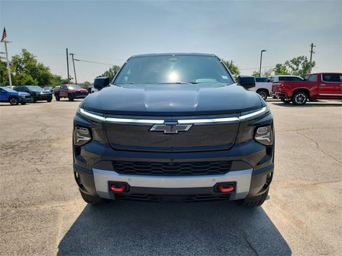 New 2026 Chevrolet Silverado EV Trail Boss w/ Premium Package image 8