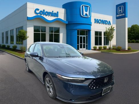 Used 2024 Honda Accord EX image 9