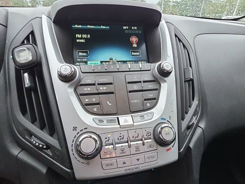 Used 2015 Chevrolet Equinox LT w/ Driver Convenience Package image 14