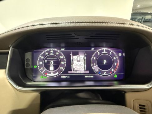 Used 2018 Land Rover Range Rover Long Wheelbase Supercharged image 27
