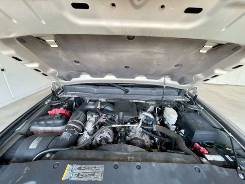 Used 2009 Chevrolet Silverado 2500 LTZ w/ Safety Package AWD/4WD image 24