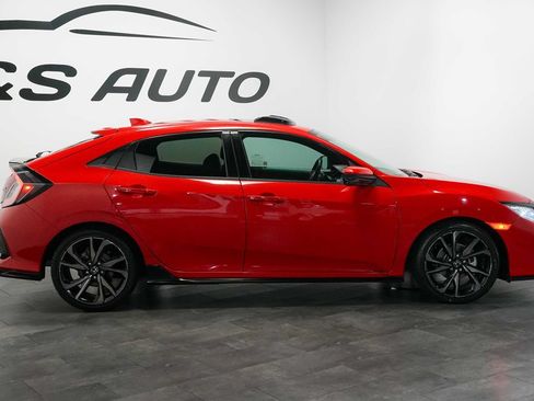 Used 2017 Honda Civic Sport Touring image 8
