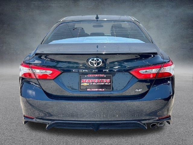 Used 2020 Toyota Camry SE FWD image 6