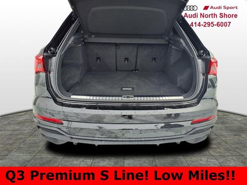 Used 2023 Audi Q3 2.0T Premium w/ Convenience Package image 5