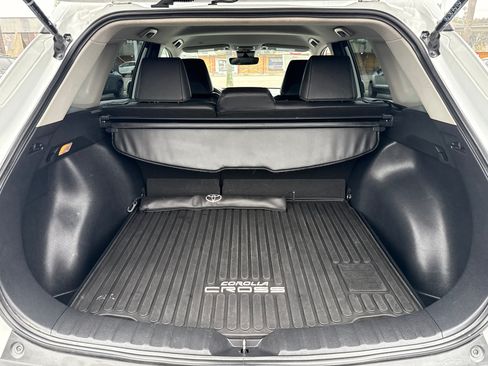 Certified 2022 Toyota Corolla Cross XLE AWD/4WD image 11