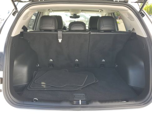 Used 2022 Jeep Compass Limited image 14