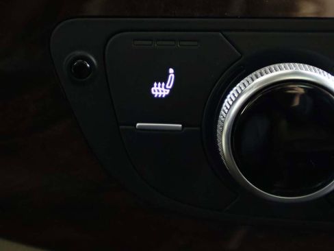 Used 2017 Audi Q7 3.0T Premium Plus w/ Premium Plus Package image 48