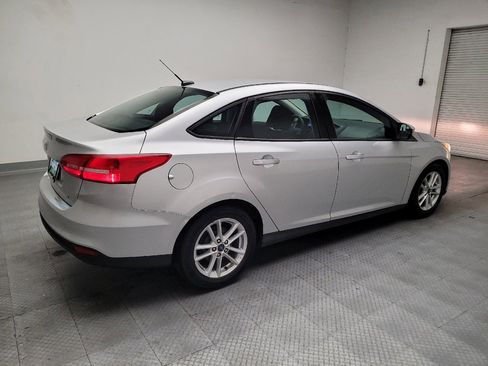 Used 2015 Ford Focus SE FWD image 10