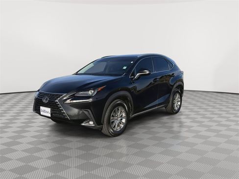 Used 2018 Lexus NX 300 FWD image 4