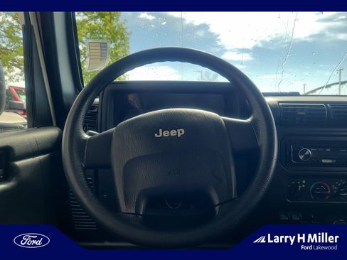 Used 2006 Jeep Wrangler X AWD/4WD image 9