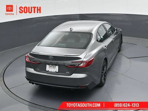 Used 2025 Toyota Camry SE FWD image 44