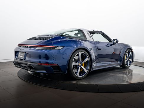 Certified 2021 Porsche 911 Targa 4S AWD/4WD image 7