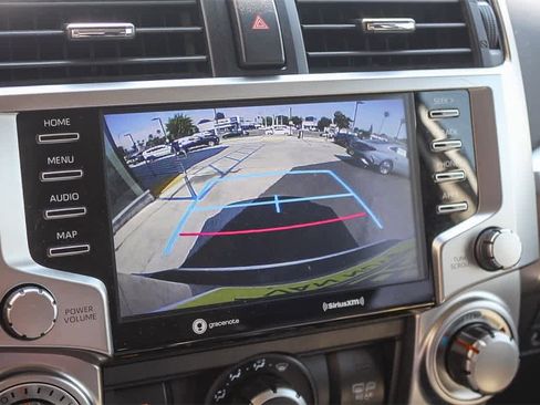 Used 2022 Toyota 4Runner SR5 image 28