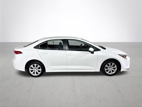 Used 2024 Toyota Corolla LE FWD image 5