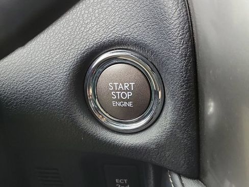 Used 2022 Lexus GX 460 Luxury w/ Accessory Package AWD/4WD image 30