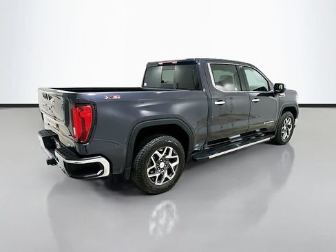 Used 2025 GMC Sierra 1500 SLT AWD/4WD image 7