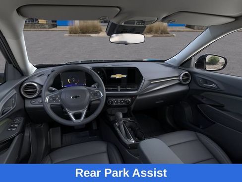New 2026 Chevrolet Trax ACTIV w/ Driver Confidence Package FWD image 16