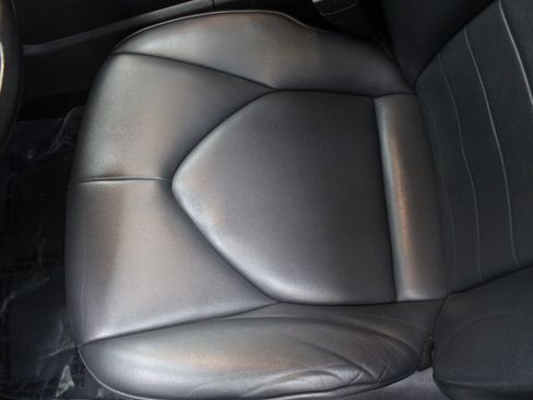 Used 2021 Toyota Highlander XLE image 17