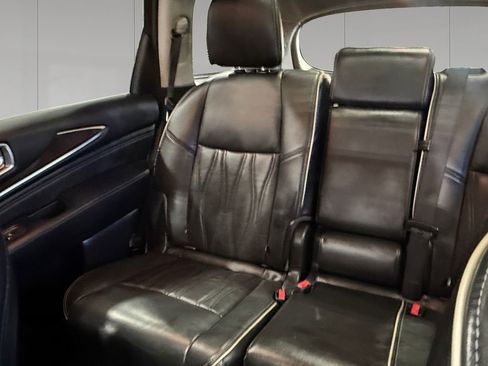 Used 2018 INFINITI QX60 Luxe w/ Deluxe Technology Package image 16