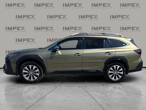 Used 2025 Subaru Outback Touring XT w/ Popular Package #2 AWD/4WD image 2