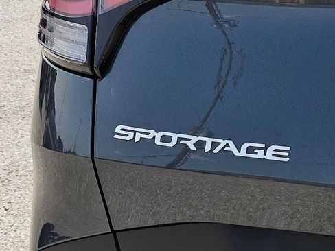 Certified 2024 Kia Sportage LX FWD image 13