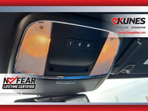 Used 2022 Dodge Charger R/T w/ Performance Handling Group RWD image 38