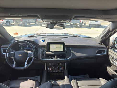 Used 2023 Chevrolet Tahoe Premier image 17