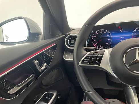 Certified 2026 Mercedes-Benz C 300 Sedan image 25