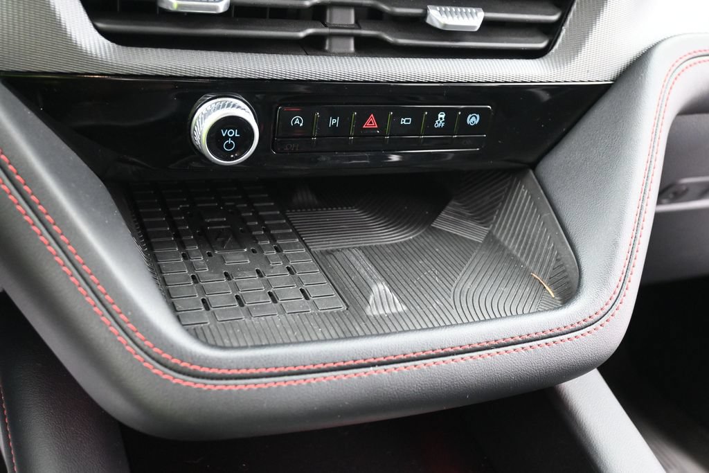Used 2025 Ford Explorer ST w/ Sun And Sound Package AWD/4WD image 11